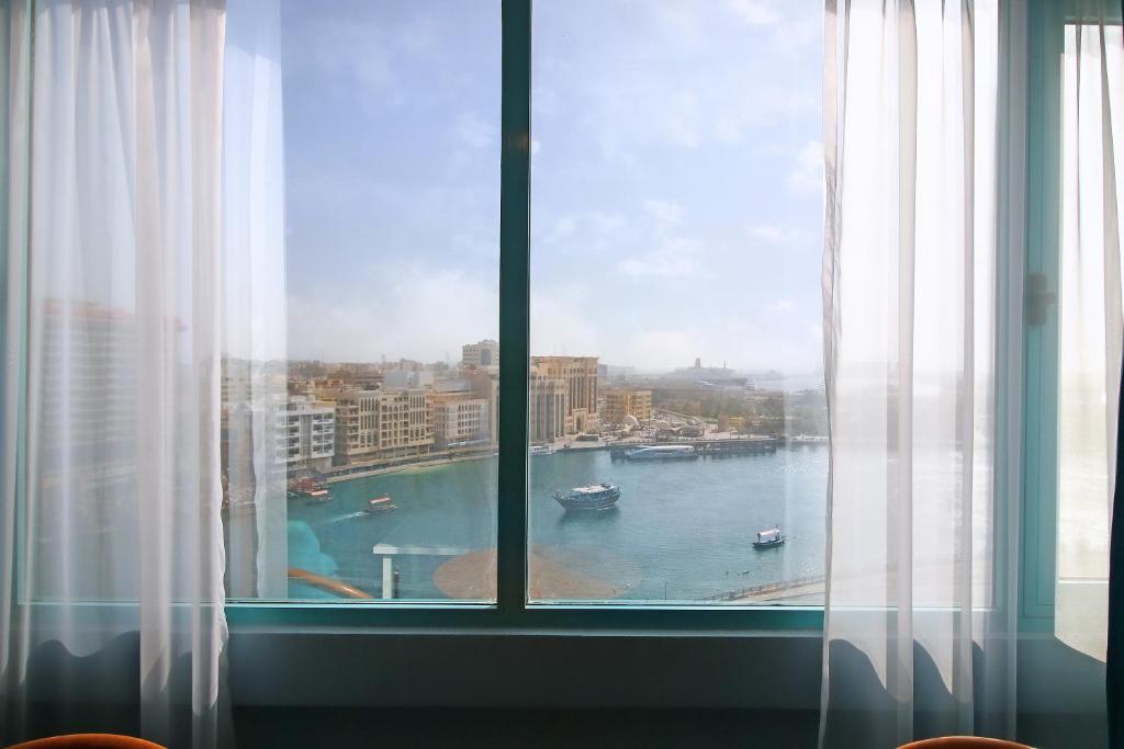 Відпочинок в готелі The George Hotel by Saffron Дубай (місто)