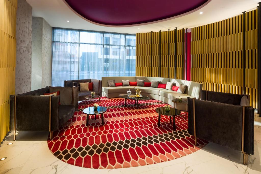 Отель, Дубай (город), ОАЭ, Millennium Al Barsha