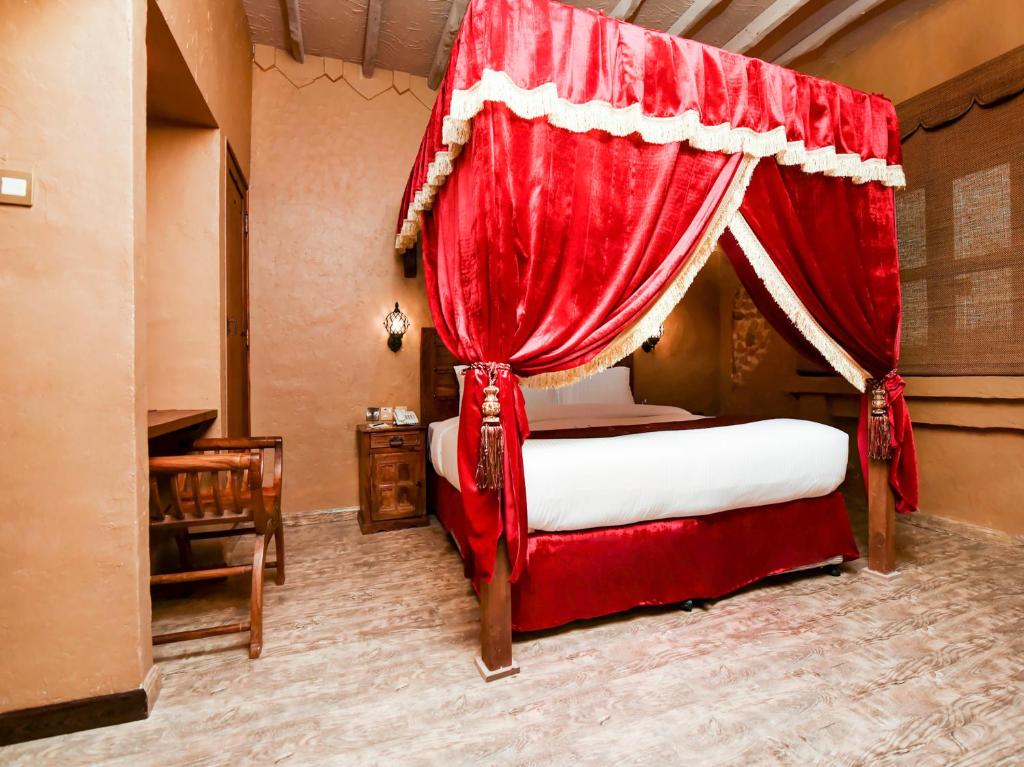 Отдых в отеле Ras Al Khaimah Hotel Рас-эль-Хайма ОАЭ