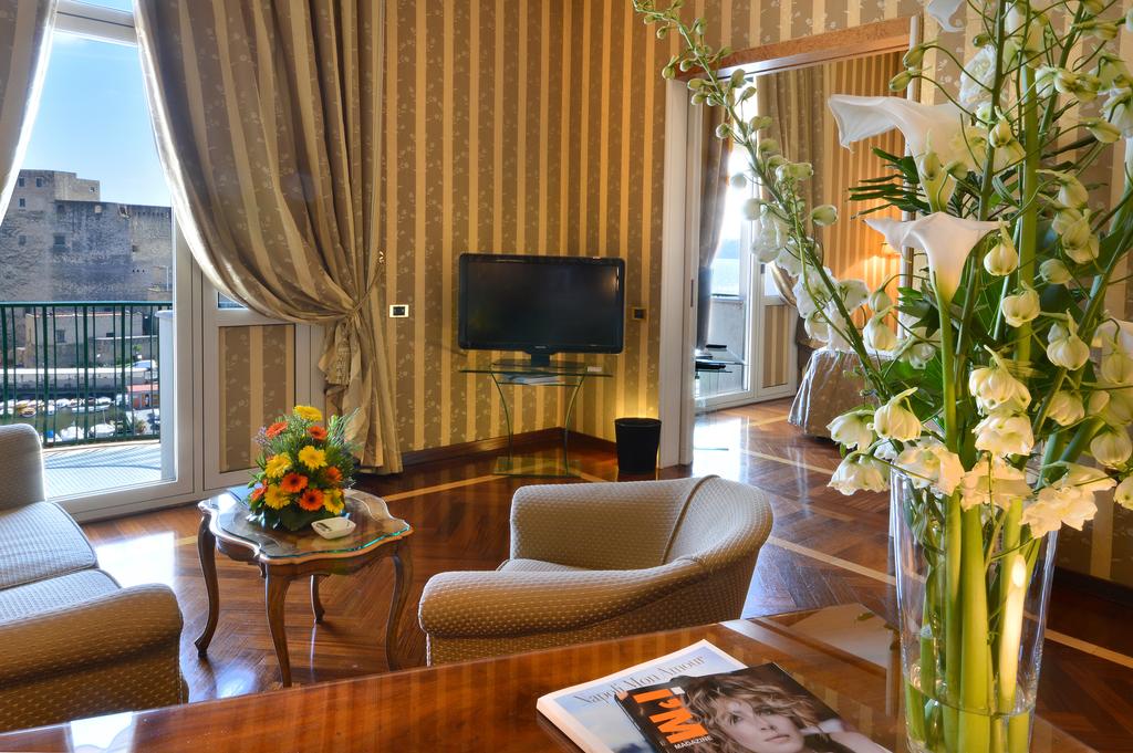 Отдых в отеле Grand Hotel Vesuvio