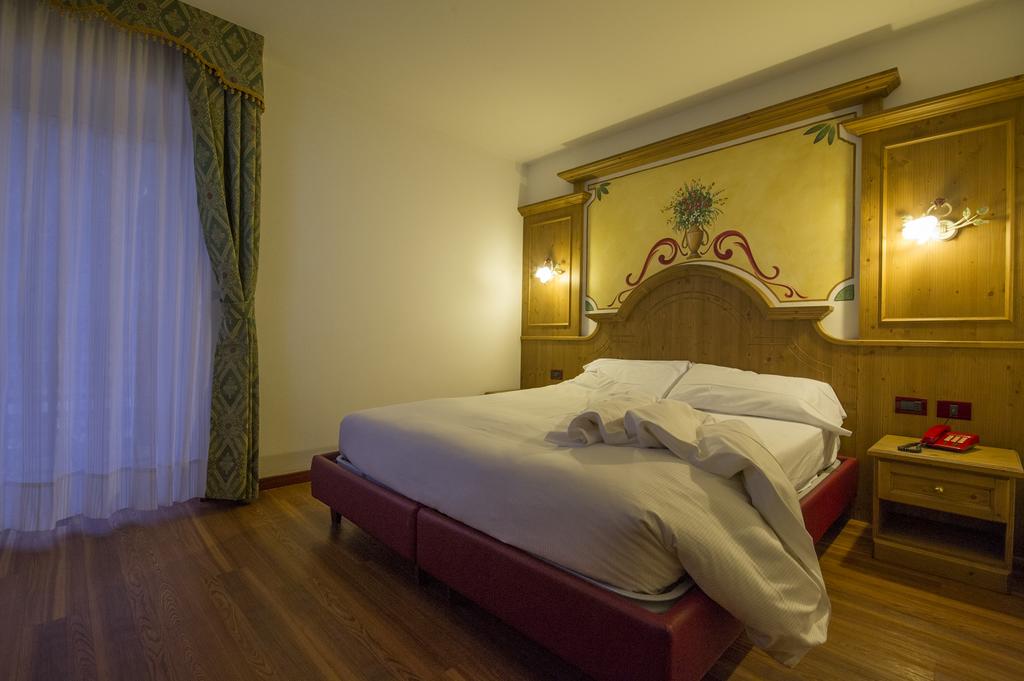 Hot tours in Hotel Orchidea Passo Tonale Italy