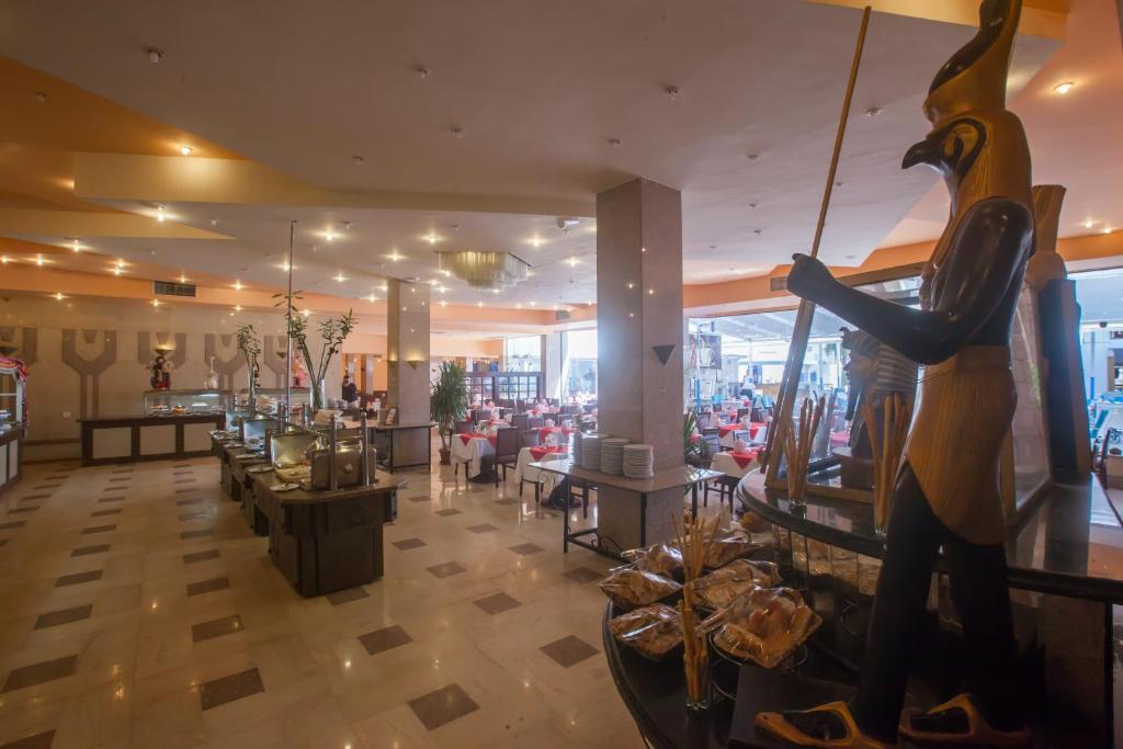Горящие туры в отель Marlin Inn Beach Resort Хургада Египет