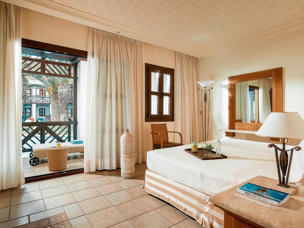 Горящие туры в отель Mitsis Royal Mare Thalasso & Spa Resort