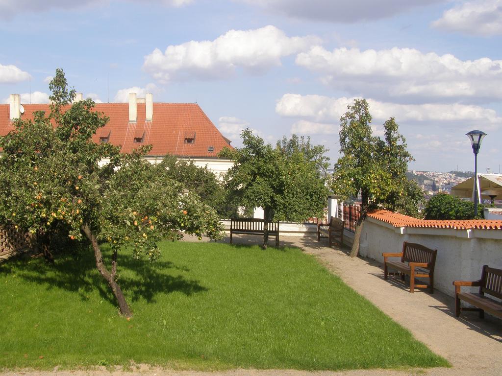 Відпочинок в готелі Monastery Прага