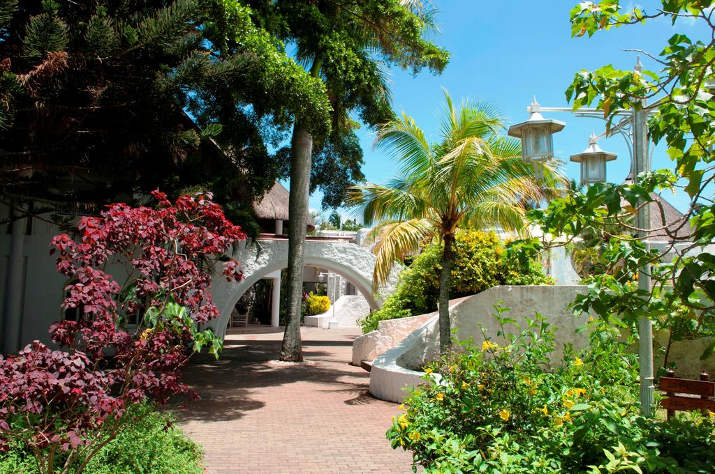Tours to the hotel Casuarina Resort & Spa North coast Mauritius
