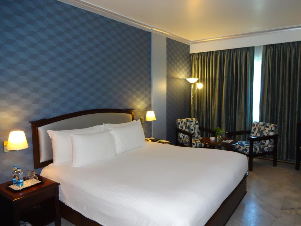 Горящие туры в отель Radha Regent - A Sarovar Hotel, Chennai Ченнаи Индия