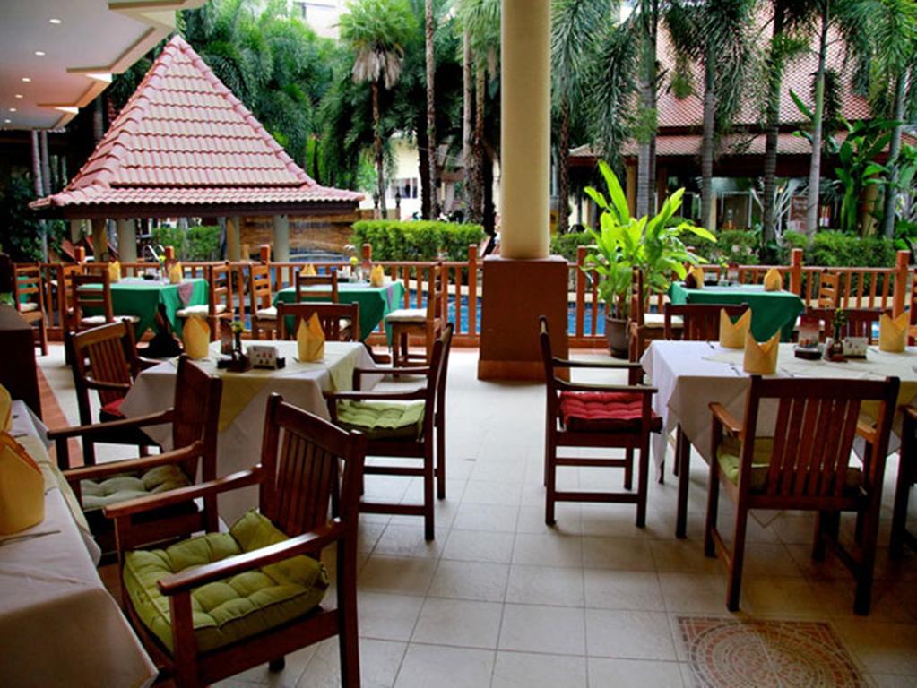 Oferty hotelowe last minute Baumanburi Hotel Patong