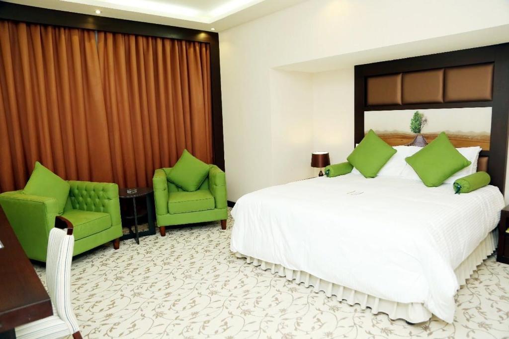 Відпочинок в готелі Ras Al Khaimah Hotel Рас-ель-Хайма