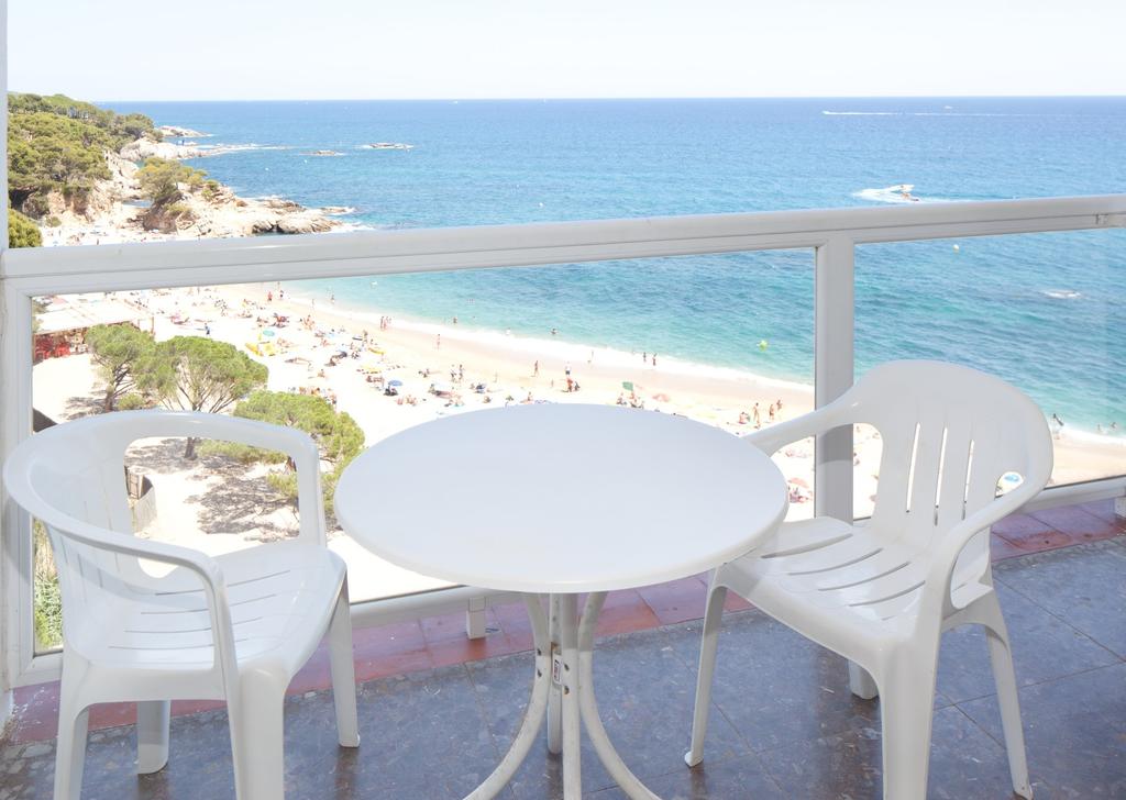Tours to the hotel H Top Caleta Palace Costa Brava