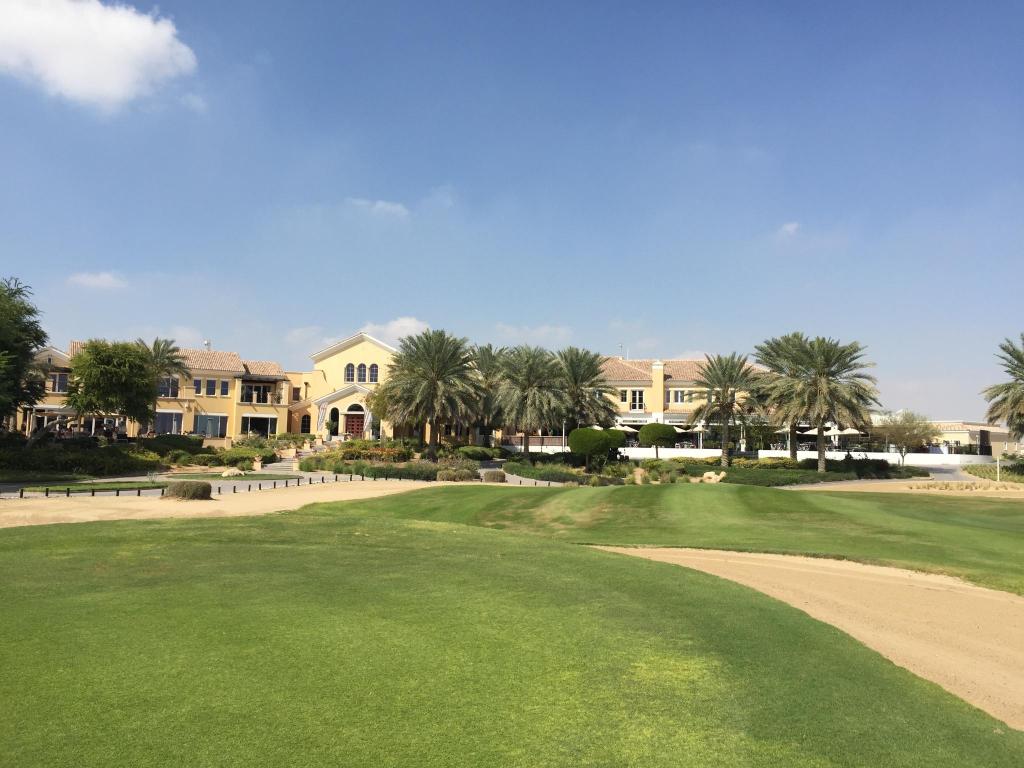 Дубай (город) Arabian Ranches Golf Club
