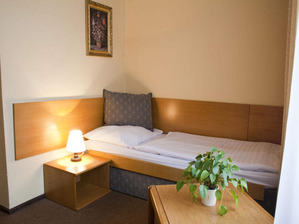 Jasmin Ea Hotel, Прага цены