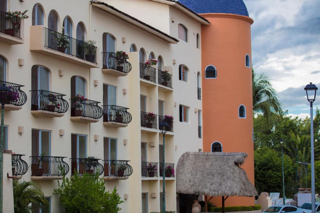 Горящие туры в отель Flamingo Vallarta Hotel & Marina Пуэрто-Вальярта