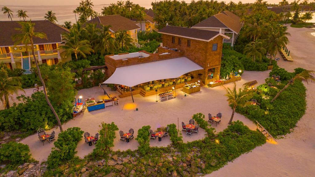 Горящие туры в отель Saii Lagoon Maldives Мале Мальдивы