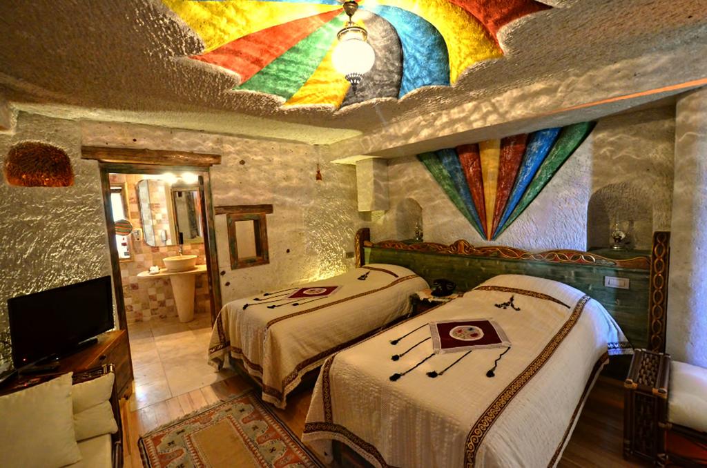 Цены в отеле Cappadocia Cave Suites