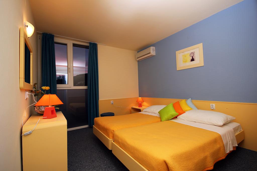 Горящие туры в отель Adriatica Rooms
