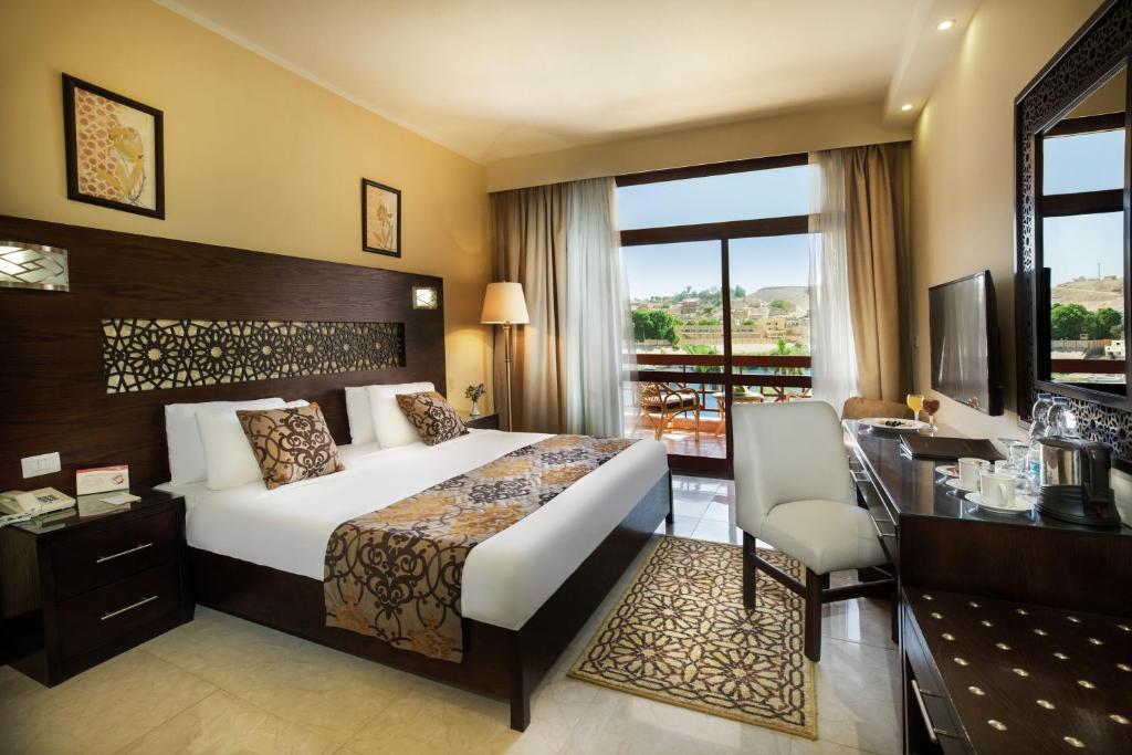 Відгуки про готелі Pyramisa Isis Island Resort Aswan
