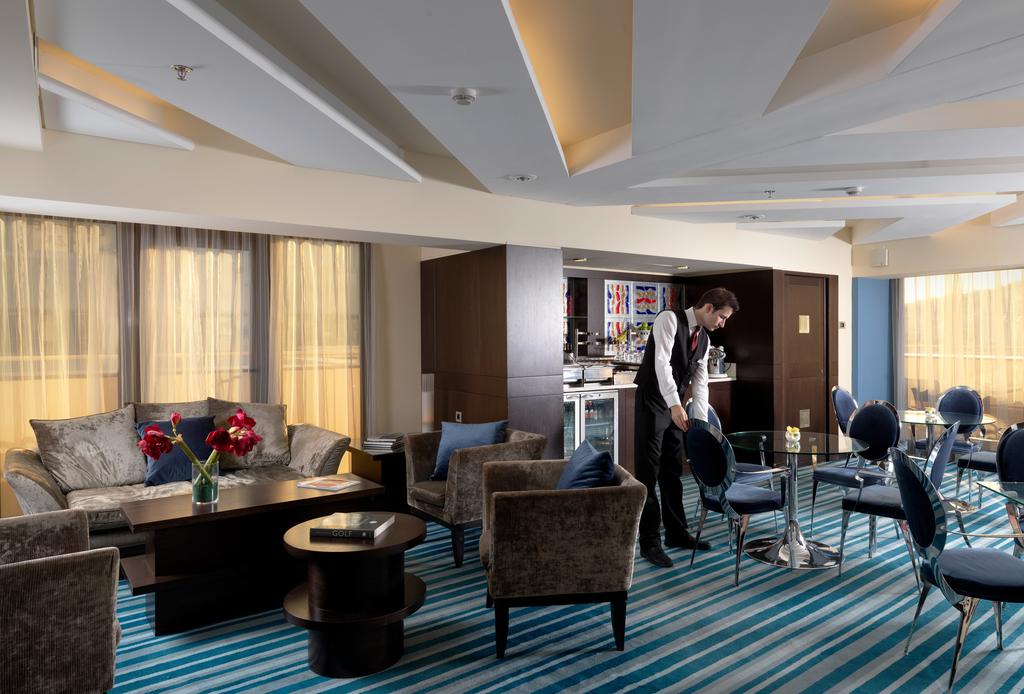 Tours to the hotel Crowne Plaza Athens