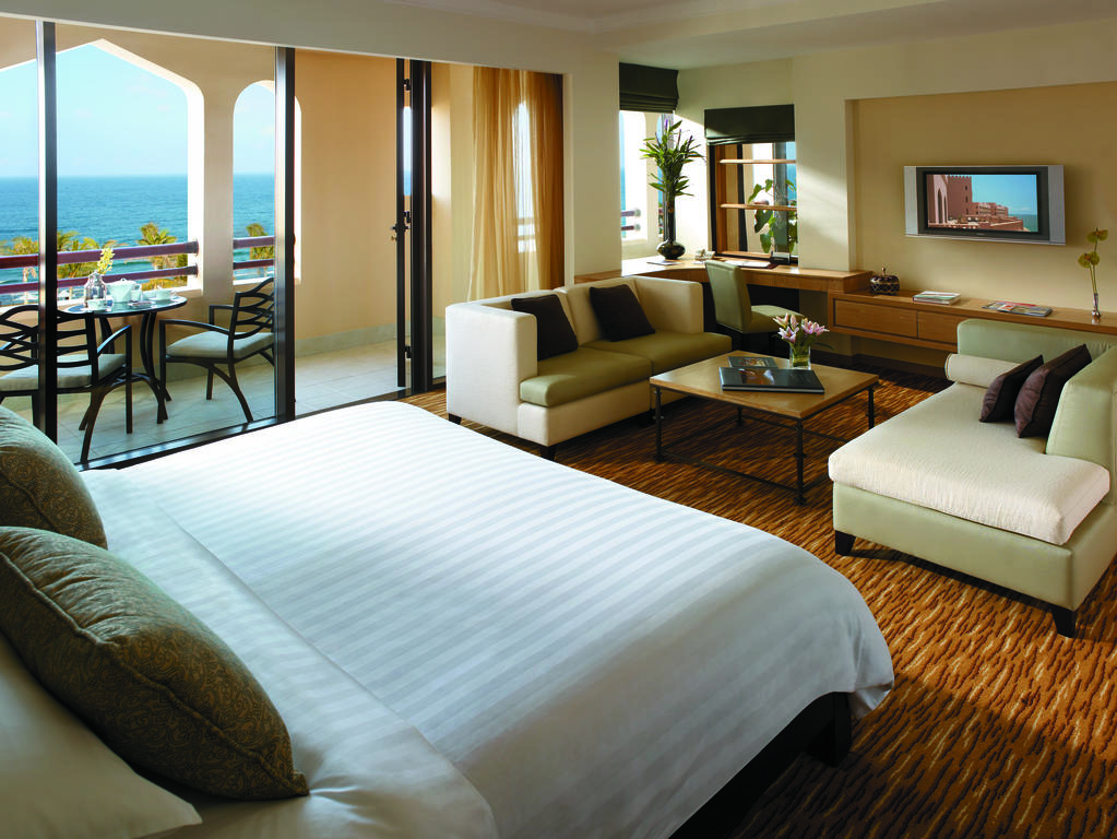 Отдых в отеле Shangri-La Barr Al Jissah Resort & Spa Маскат