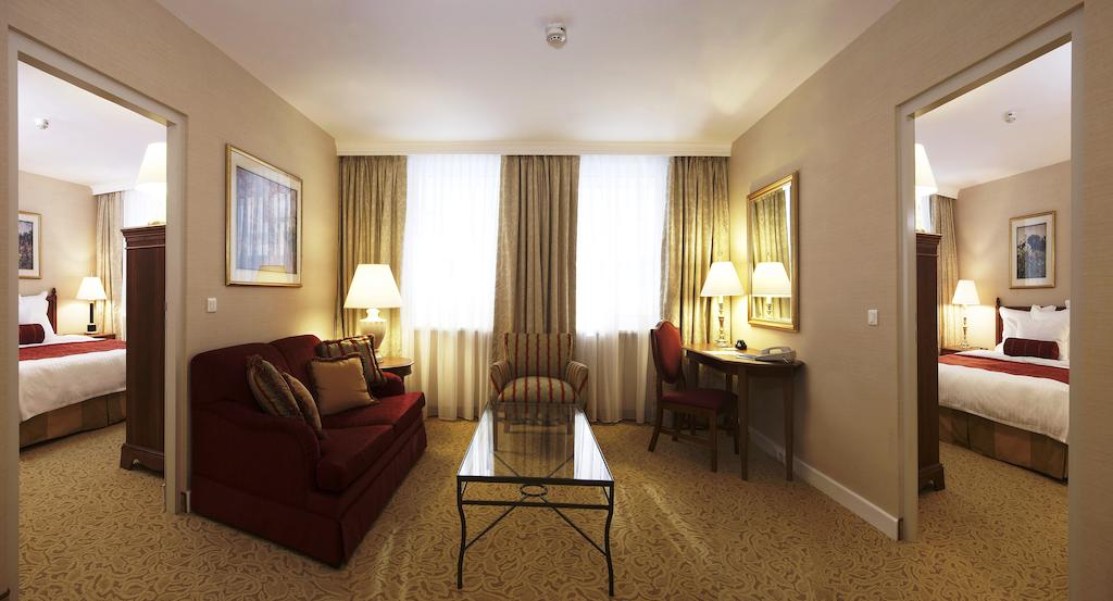 Отзывы гостей отеля Millennium Court Marriott Executive Apartments