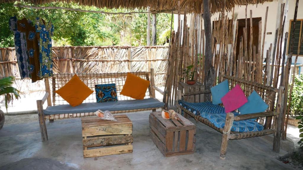 Гарячі тури в готель Barefoot Zanzibar Мічамві Танзанія