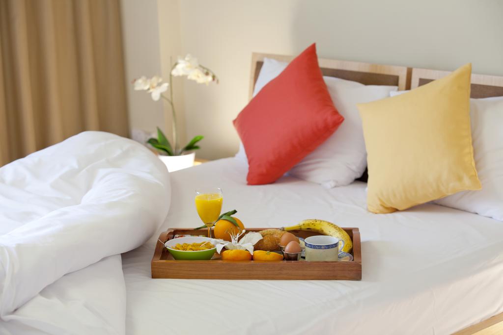 Відпочинок в готелі Almond Business Suites Нікосія