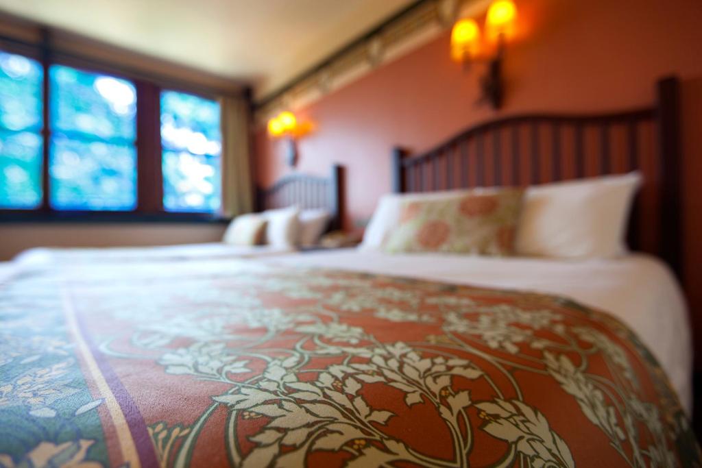 Горящие туры в отель Sequoia Lodge Диснейленд Франция