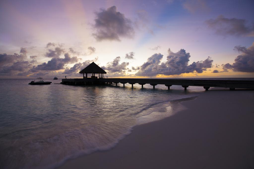 Outrigger Konotta Maldives Resort, Atol Huvadhoo, Malediwy, zdjęcia z wakacje
