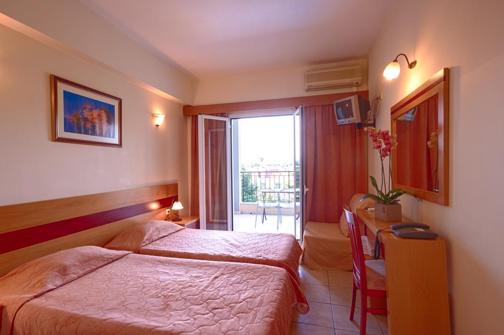 Готель, 3, Corfu Hellinis Hotel