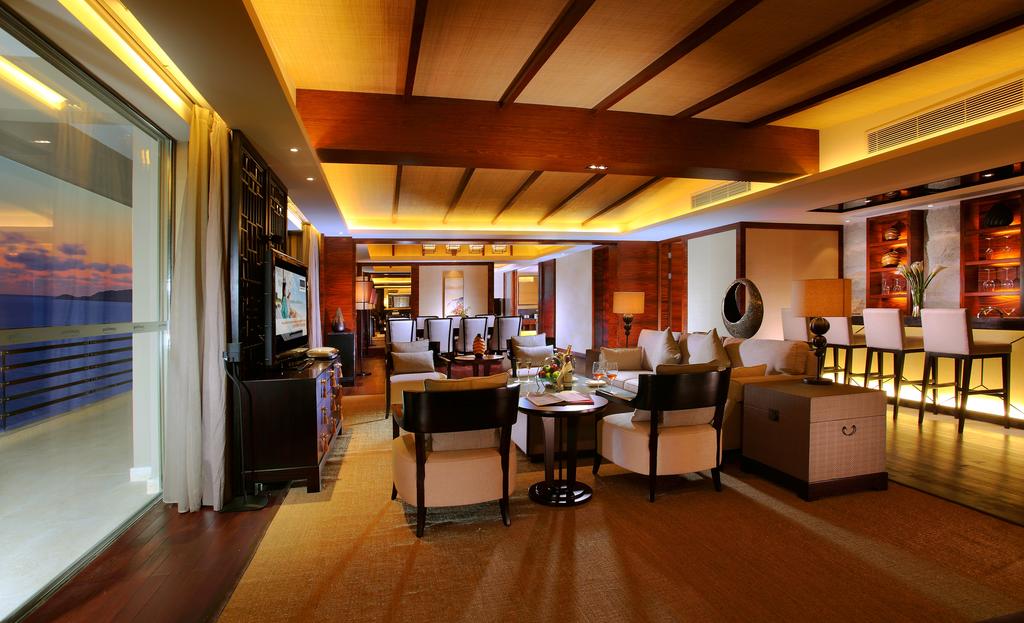Відгуки про готелі Pullman Oceanview Sanya Bay Resort & Spa