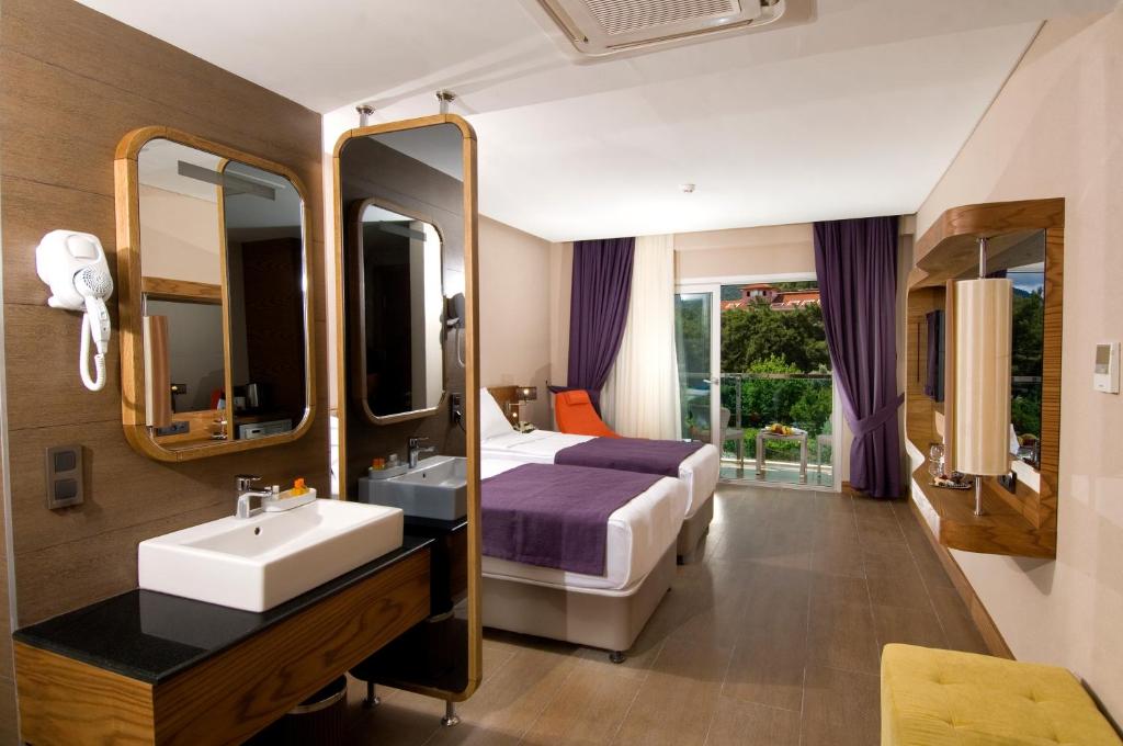 Casa De Maris Spa & Resort Hotel Turkey prices