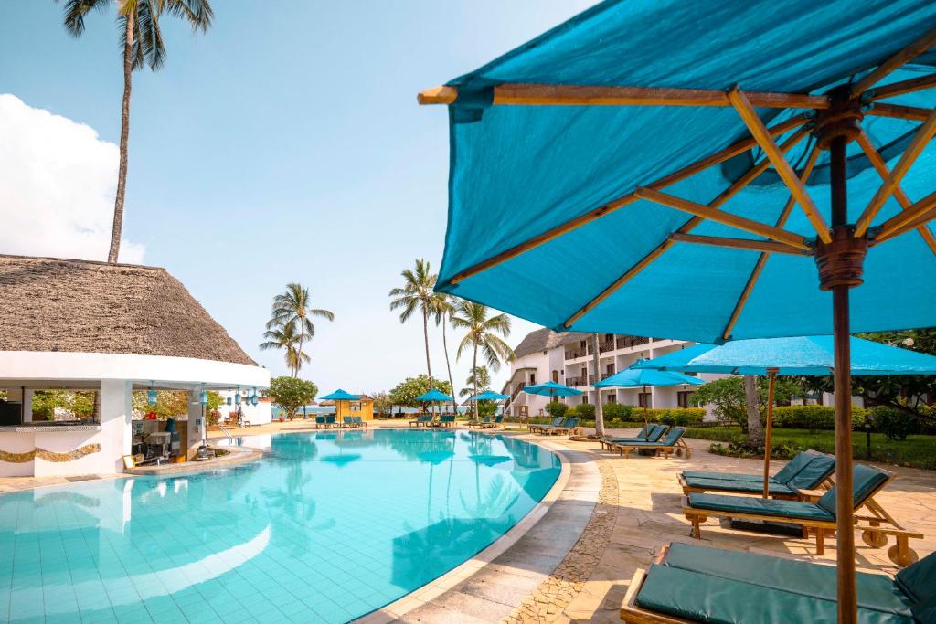 Nungwi Beach Resort by Turaco (ex. Doubletree Resort by Hilton), Танзания, Нунгви, туры, фото и отзывы
