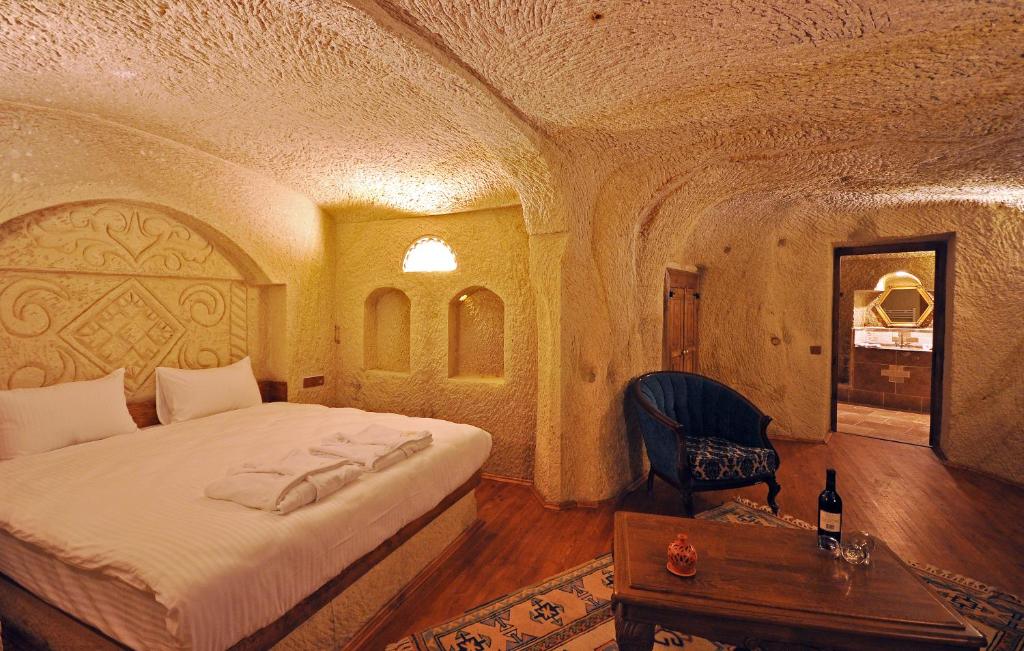 Hotel prices Has Cave Konak