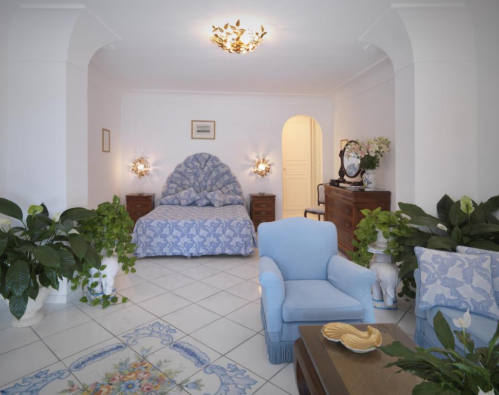Capri (wyspa) Villa Brunella ceny