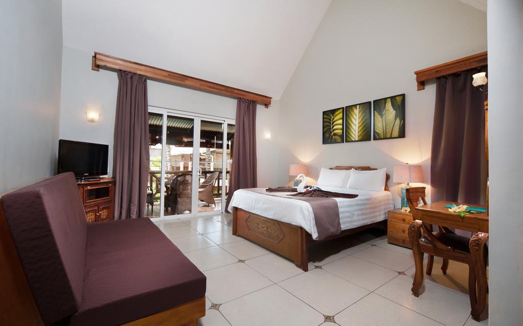 Цены в отеле Le Palmiste Resort & Spa