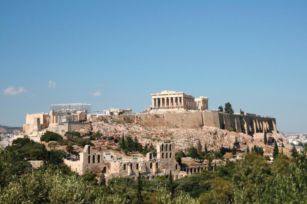 Горящие туры в отель Noble Suites Афины Греция