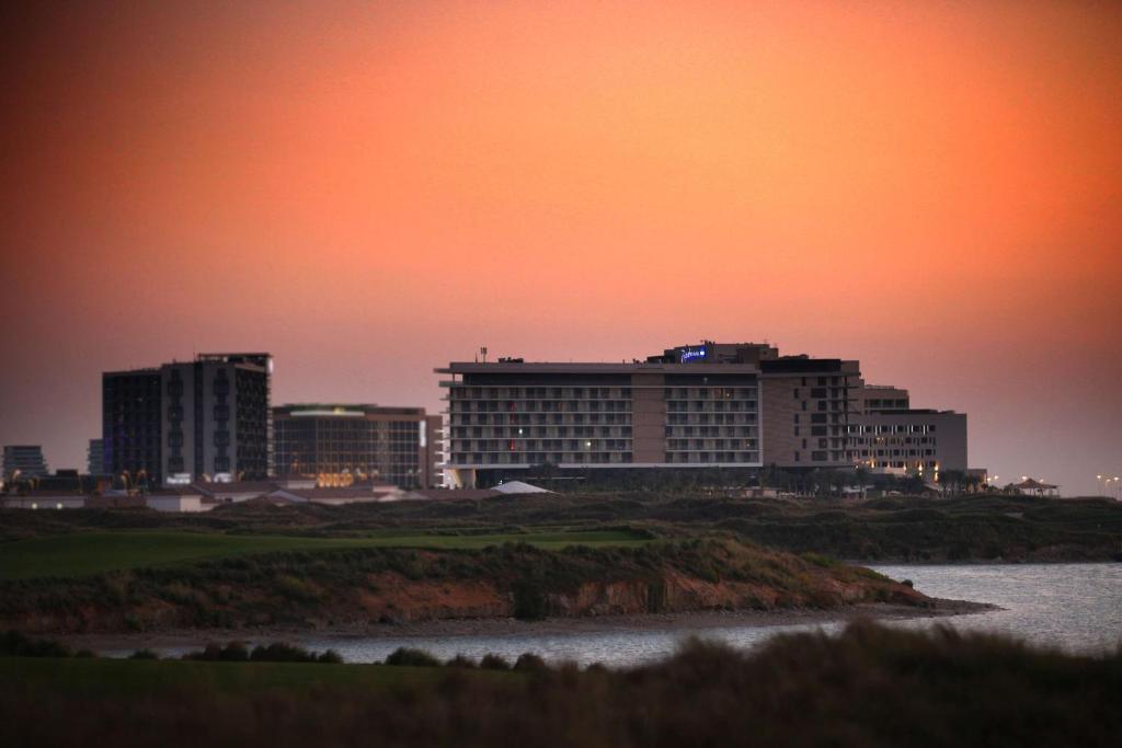 Wakacje hotelowe Radisson Blu Hotel Abu Dhabi Yas Island