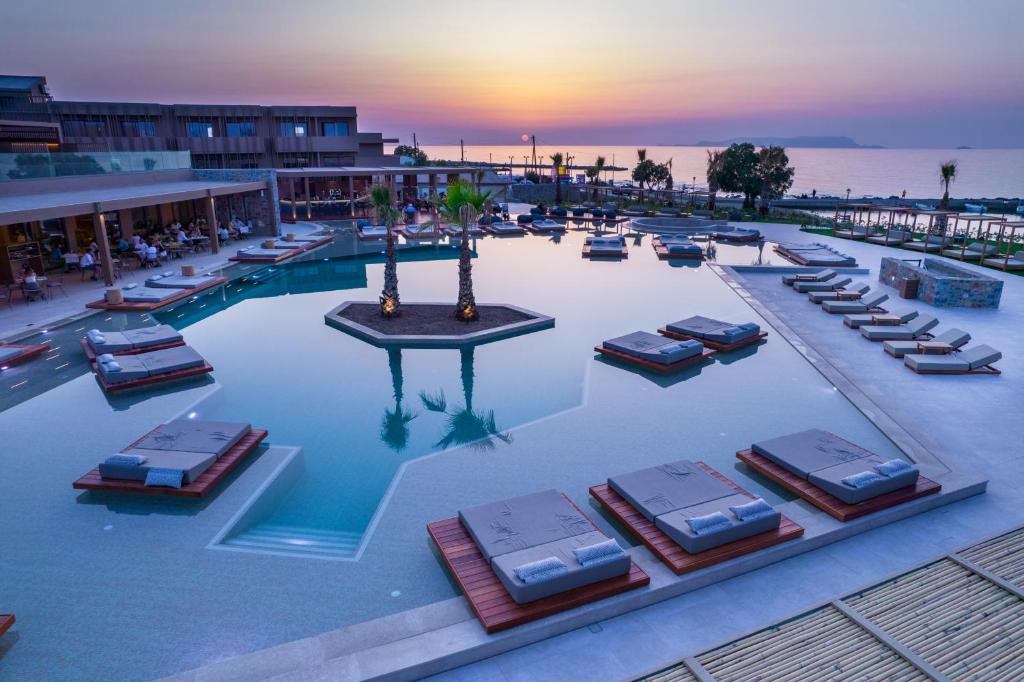Senseana Sea Side Resort & Aquadventure Греція ціни