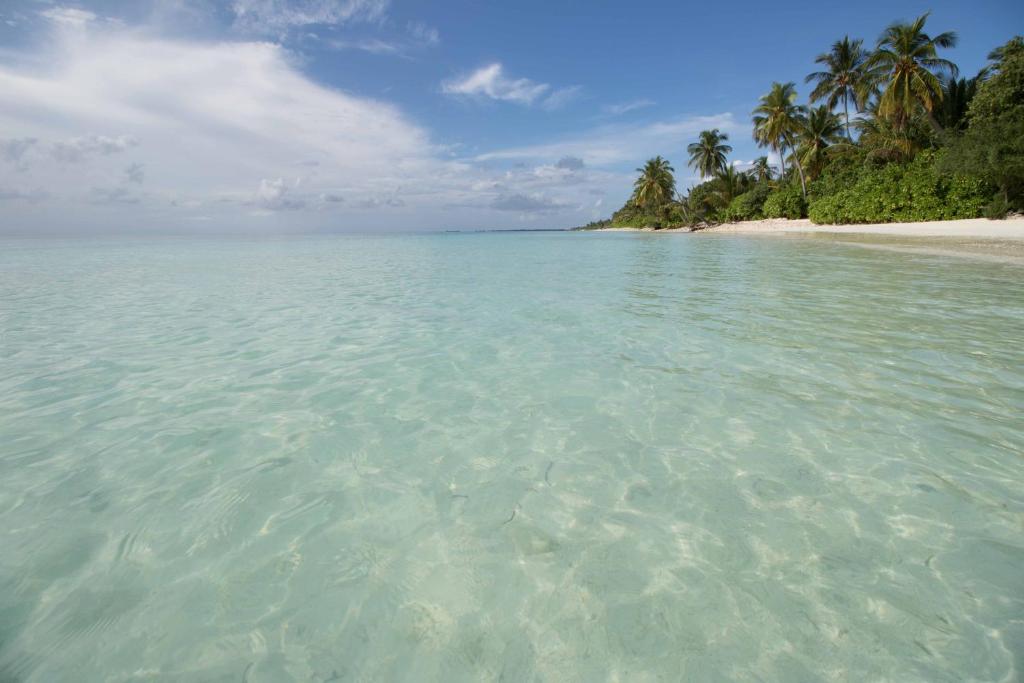 Tours to the hotel Canareef Resort (ex. Herathera Island Resort) Addu Atoll Maldives