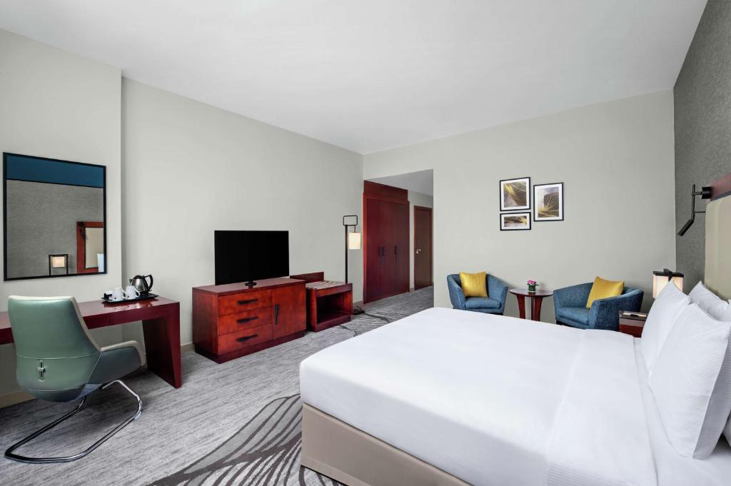 Горящие туры в отель Doubletree by Hilton Ras Al Khaimah Рас-эль-Хайма ОАЭ