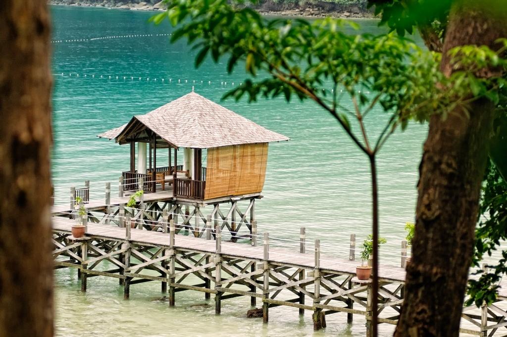 Hotel rest Bunga Raya Island Resort Borneo (Kalimantan) Malaysia