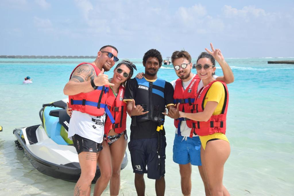 Горящие туры в отель Araamu Holidays & Spa Каафу Атолл Мальдивы
