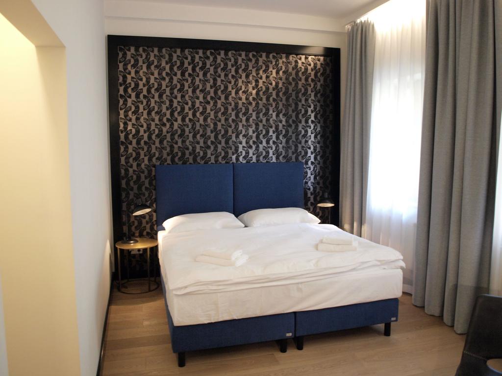 Hotel Antik, Prague prices