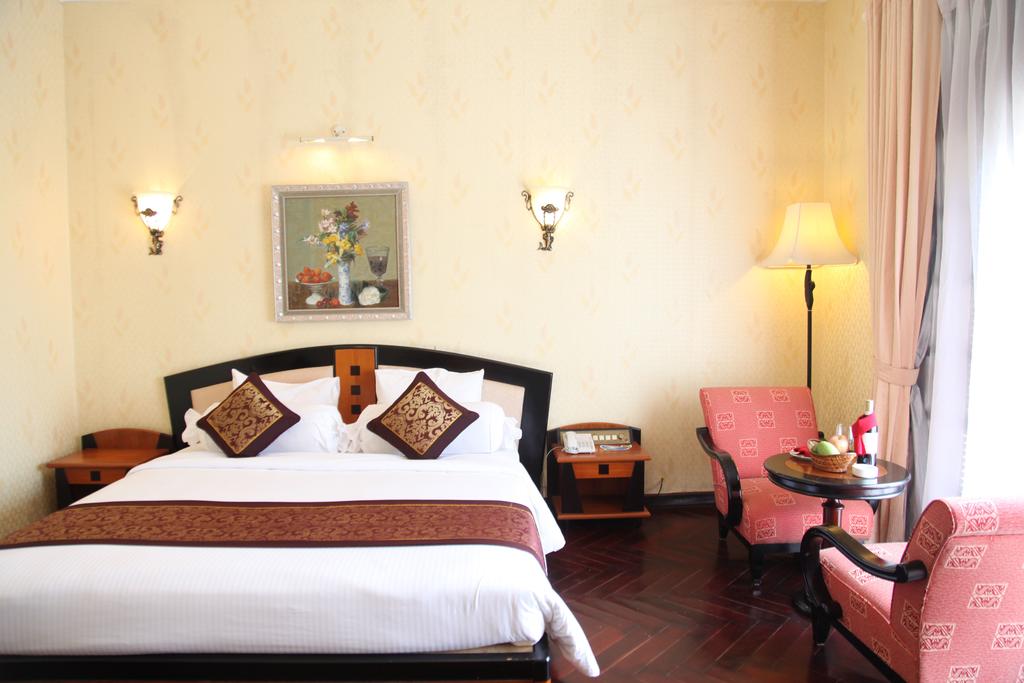 Відпочинок в готелі Tuan Chau Holiday Villa Халонг