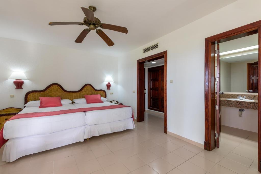 Hotel photos Playabachata Resort (ex. Riu Merengue Clubhotel)