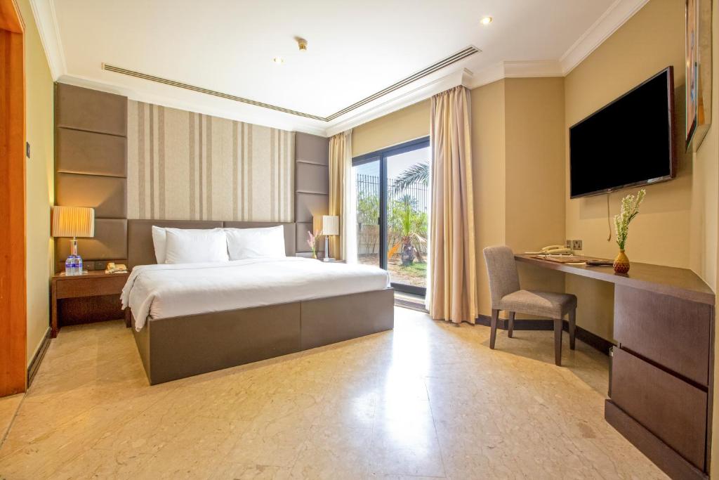 Горящие туры в отель Dubai Marine Beach Resort & Spa Дубай (пляжные отели) ОАЭ