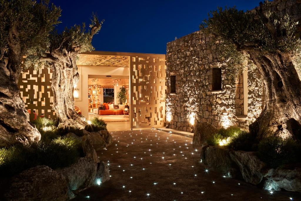 Тури в готель Myconian Naia Luxury Suites Міконос (острів) Греція