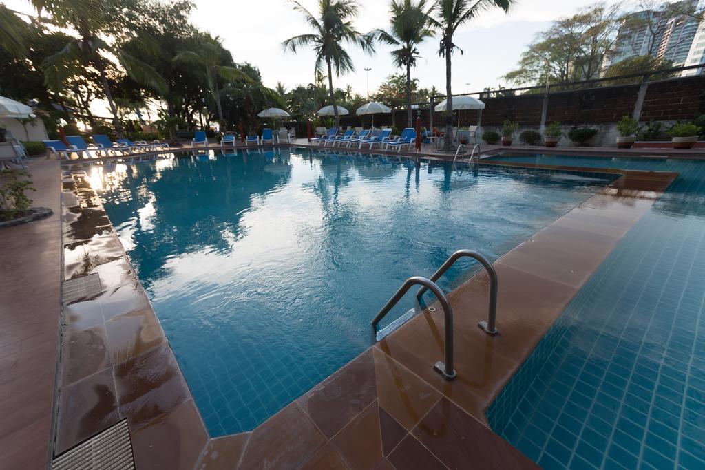 Отдых в отеле Twin Palms Resort Pattaya Паттайя Таиланд