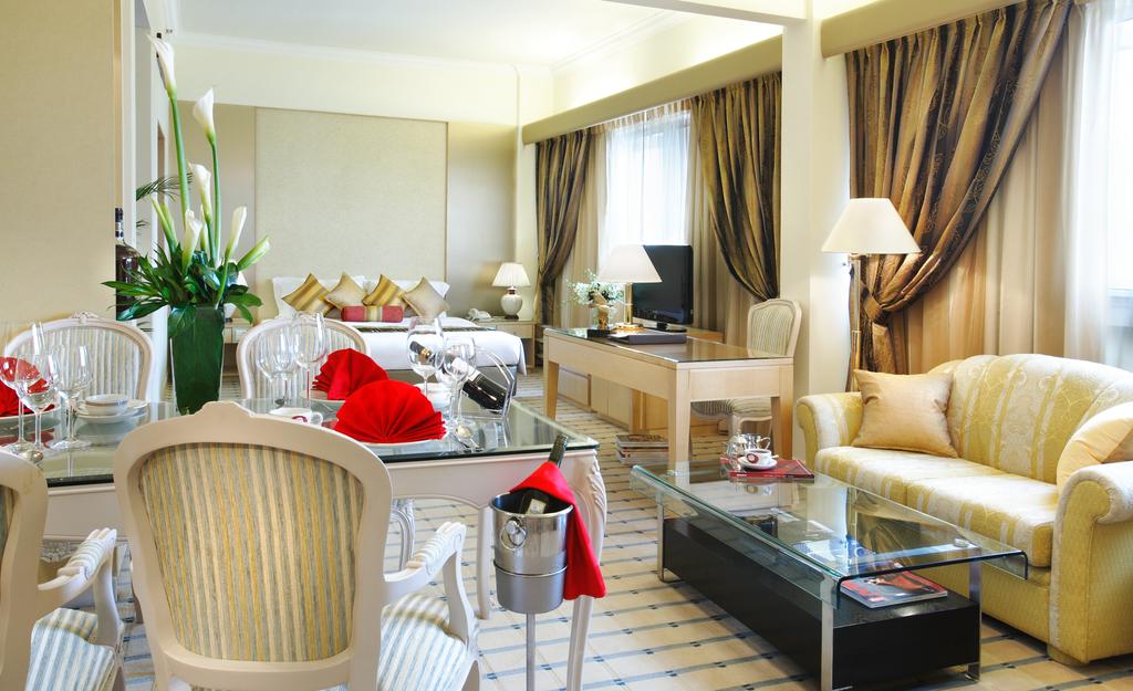 Горящие туры в отель Hotel Miramar Singapore