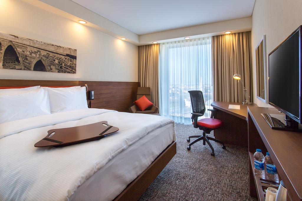 Відпочинок в готелі Hampton By Hilton Samsun