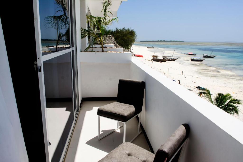 Горящие туры в отель Lazy Beach Hotel Кендва Танзания